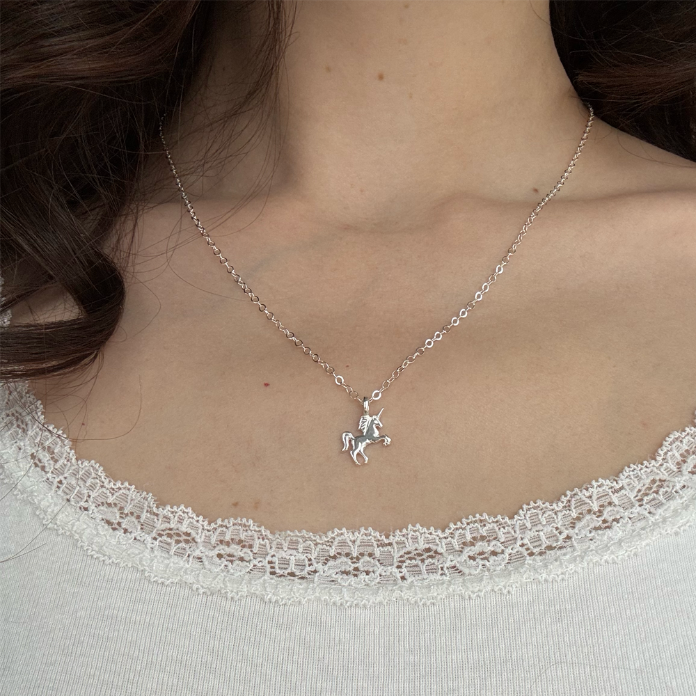 Unicorn Necklace On Em 2